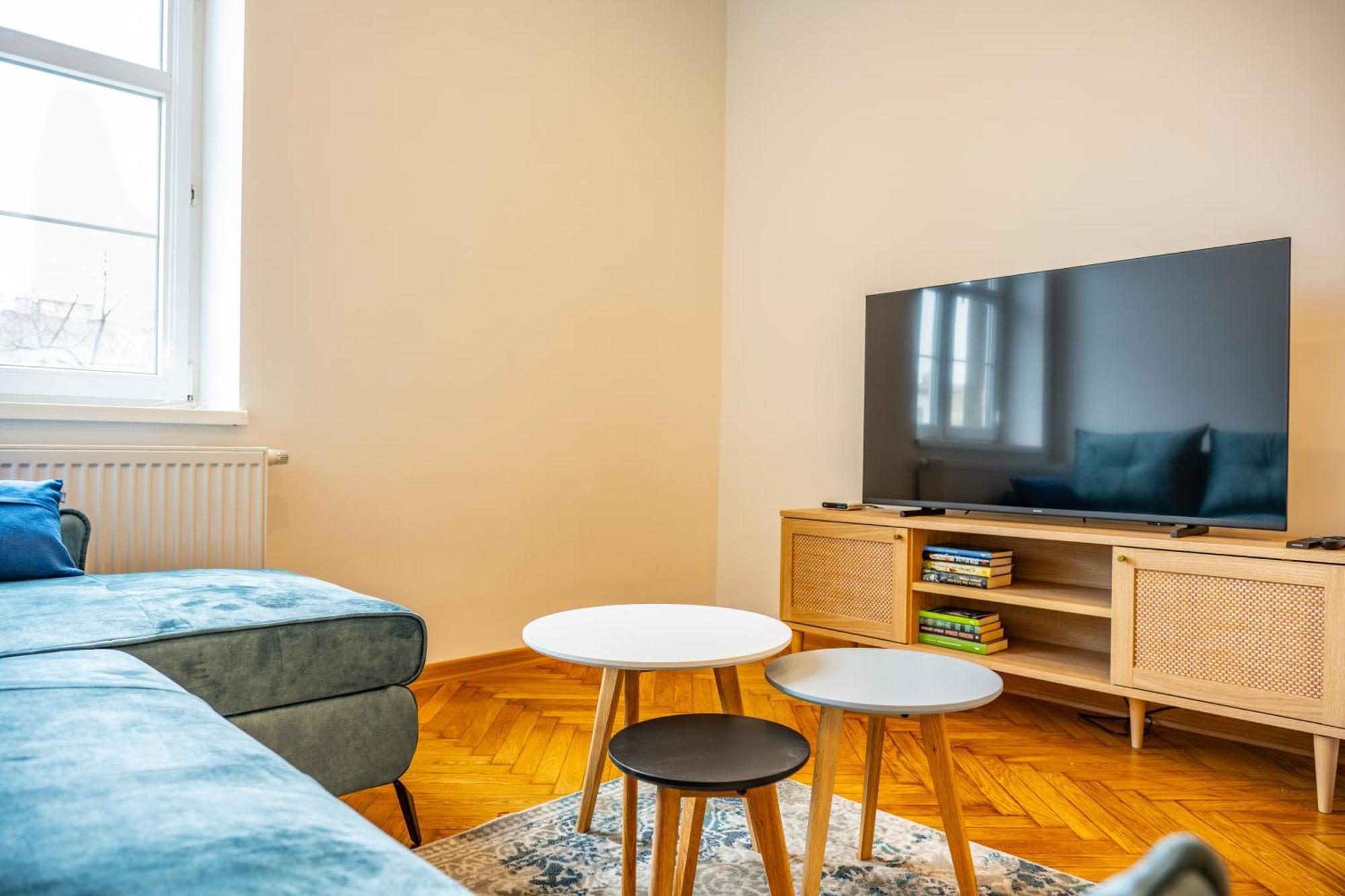 Sunny Corner Apartment Красков Екстериор снимка